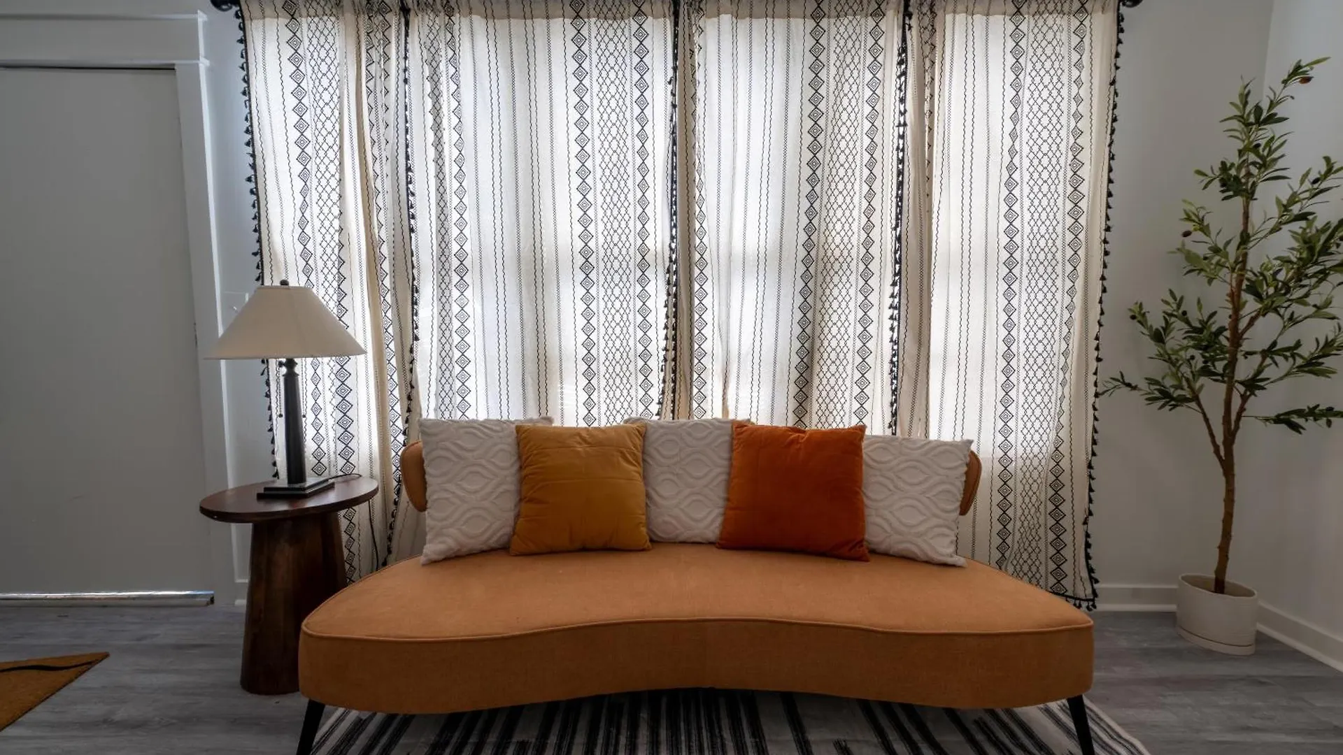 Bluff City Luxe Cottage Memphis Holiday home